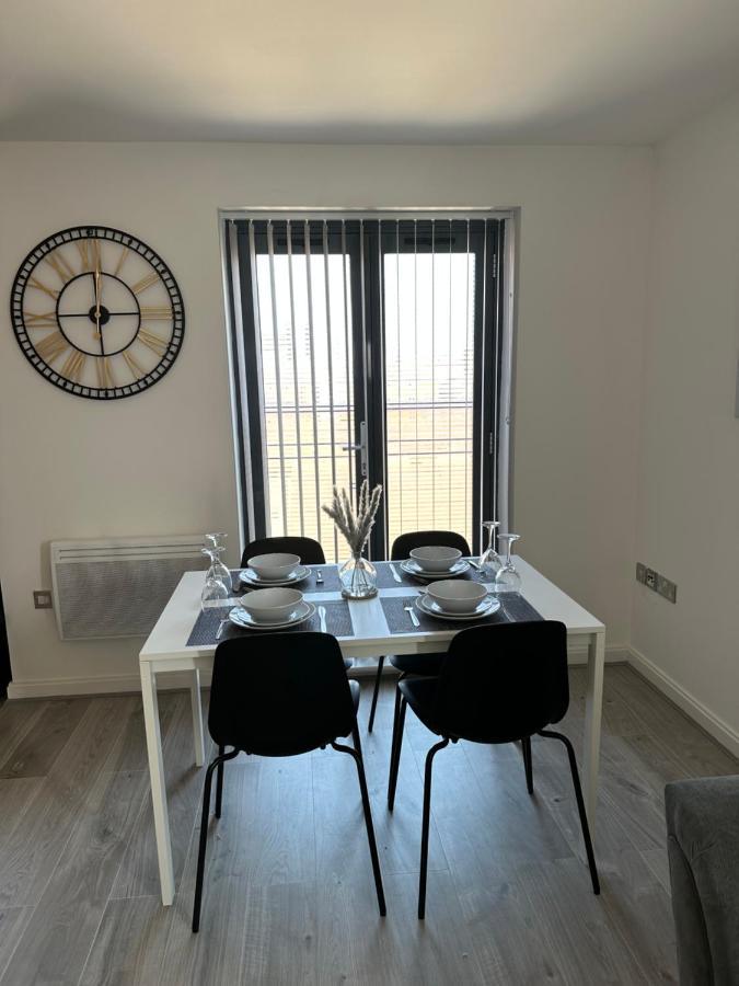 2 Bed Modern Apartment Swansea Zewnętrze zdjęcie